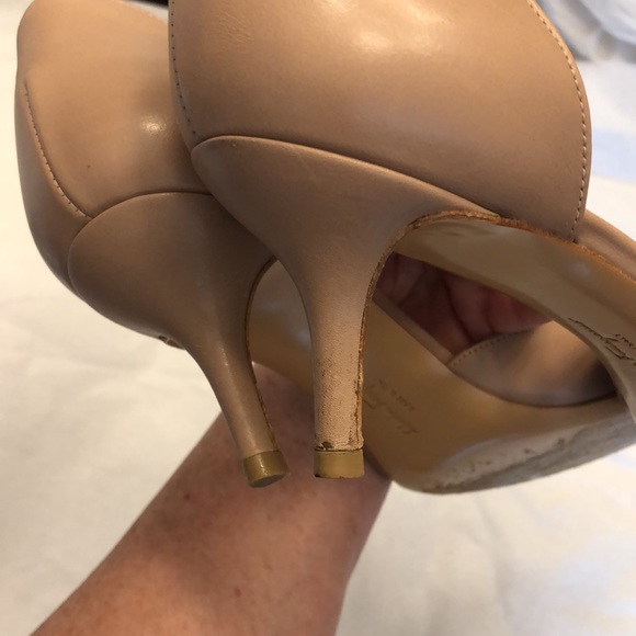 🎉Host Pick🎉 Salvatore Ferragamo Rietta d’Orsay Bow Pumps, Size 9. - Picture 16 of 16